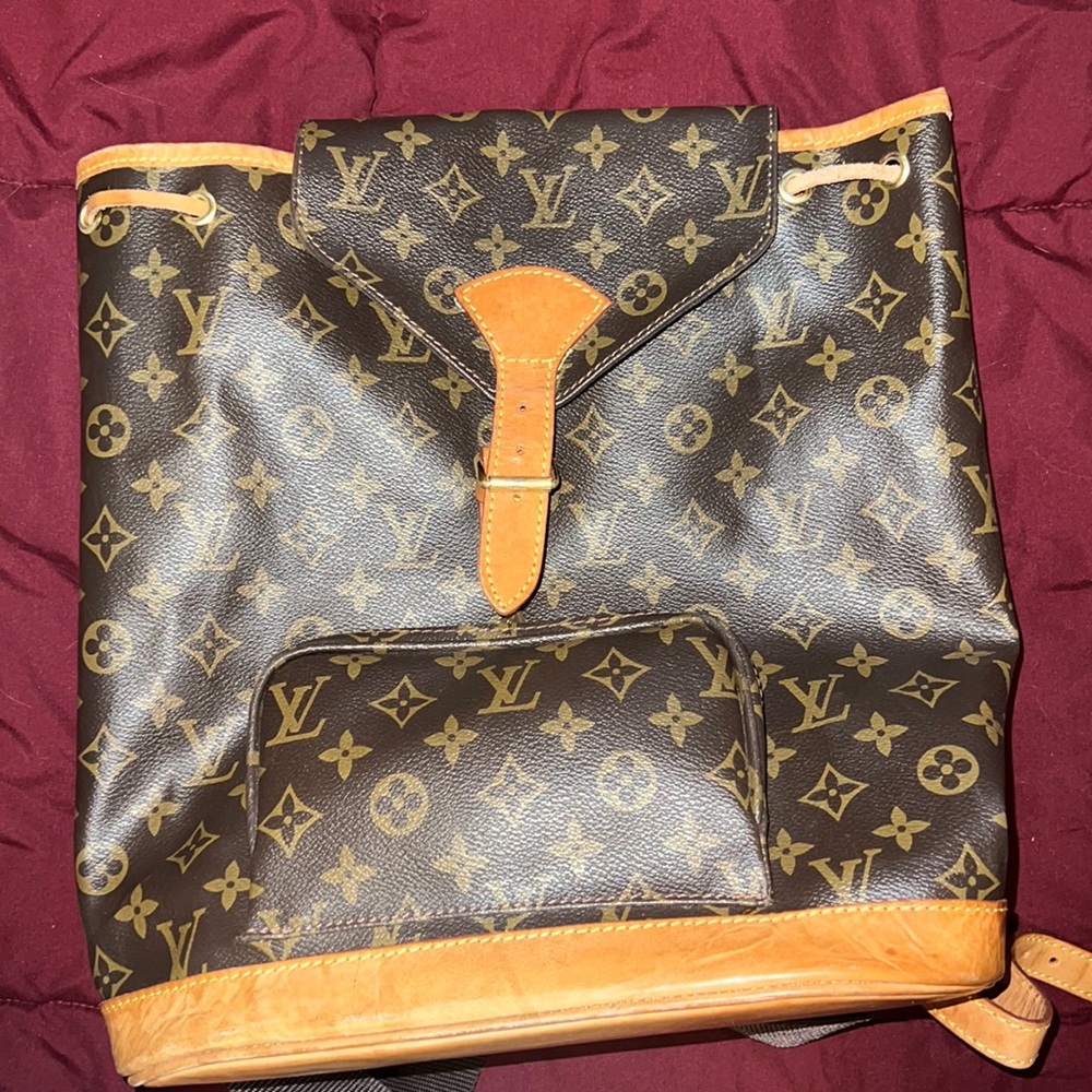 LV Montsouris gm backpack